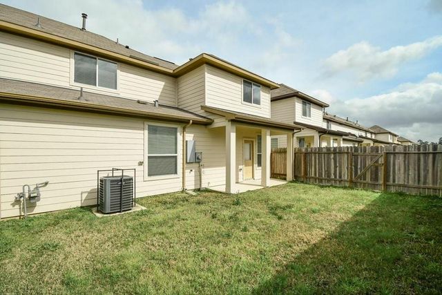 12242 Maura Lane, Houston, TX 77044