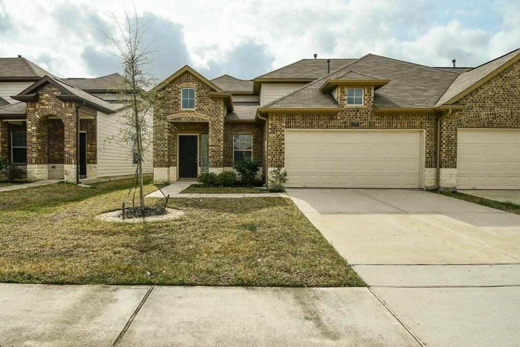 12242 Maura Lane, Houston, TX 77044