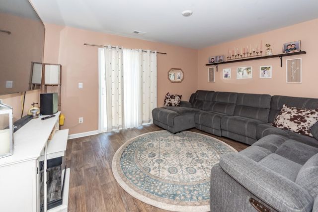 233 Coral Sunset Way, Summerville, SC 29486