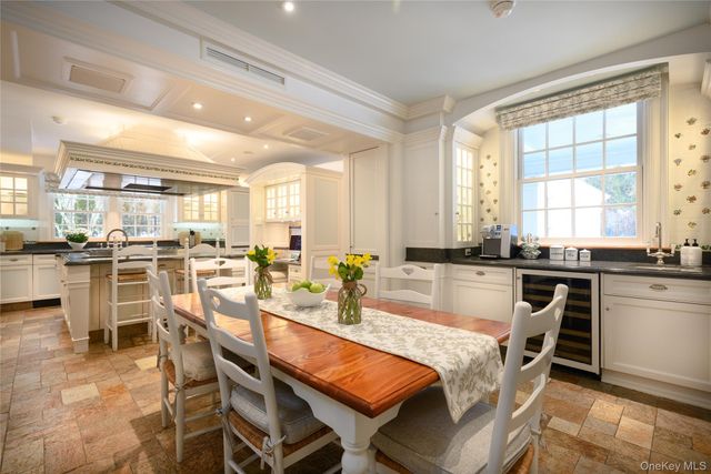 1 Roland Road, Irvington, NY 10533