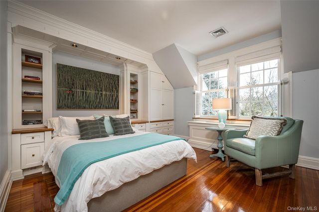 1 Roland Road, Irvington, NY 10533