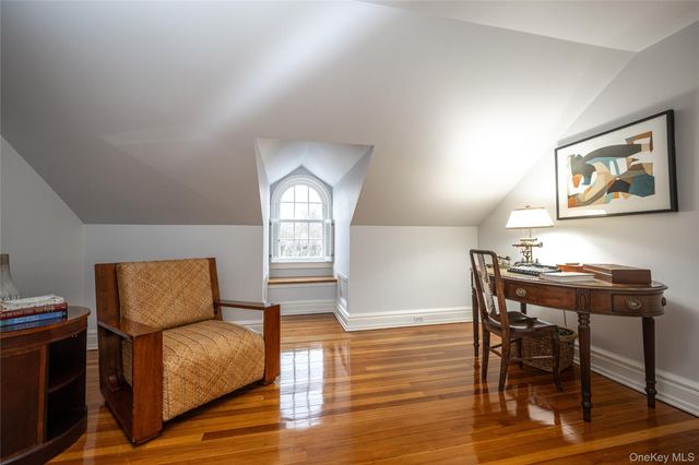 1 Roland Road, Irvington, NY 10533