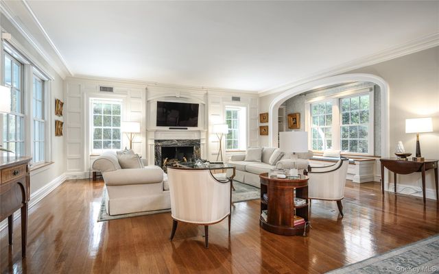 1 Roland Road, Irvington, NY 10533