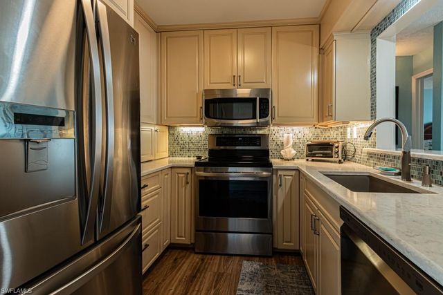 4895 Bonita Beach RD # 204, Bonita Springs, FL 34134