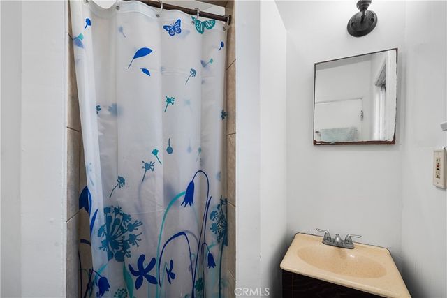 3938 Dalton Ave, Los Angeles, CA 90062