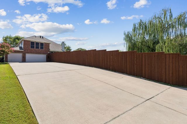 11001 Walden Court, Frisco, TX 75033