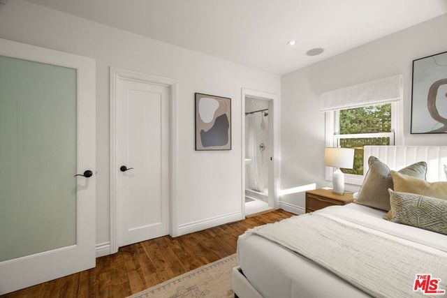 7416 Rosewood Avenue, Los Angeles, CA 90036