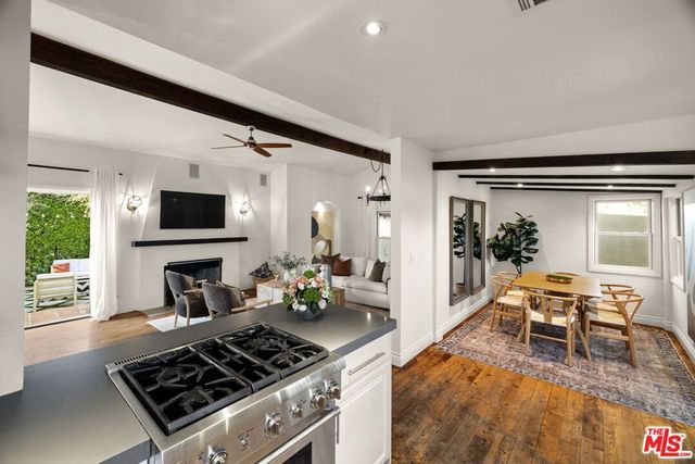 7416 Rosewood Avenue, Los Angeles, CA 90036