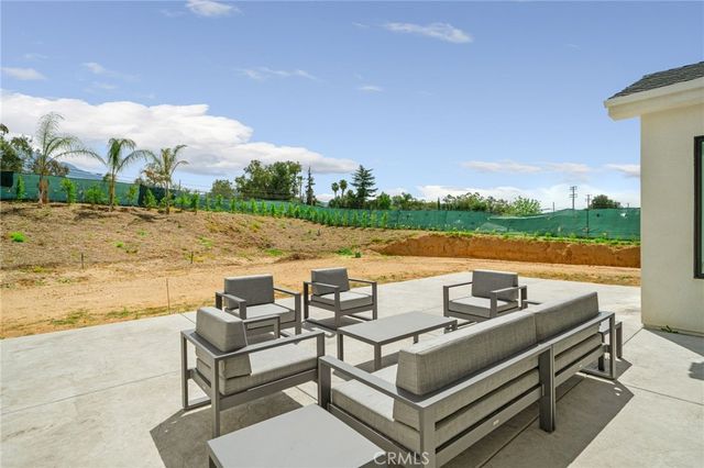 35249 Grape, Yucaipa, CA 92399