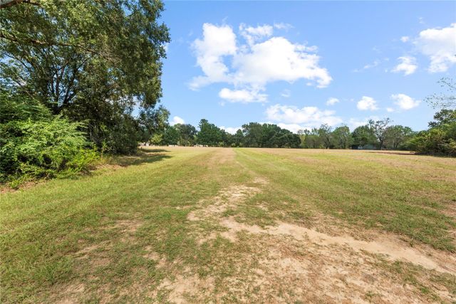 2217 Creek Road, Brookshire, TX 77423