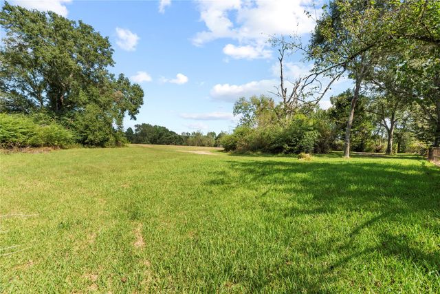 2217 Creek Road, Brookshire, TX 77423