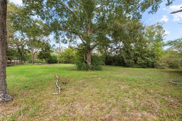 2217 Creek Road, Brookshire, TX 77423
