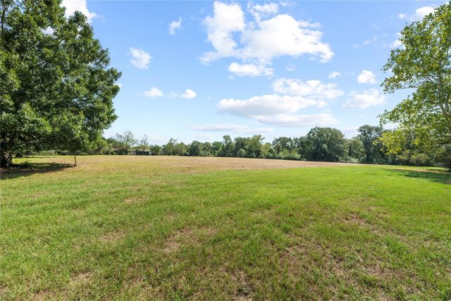 2217 Creek Road, Brookshire, TX 77423
