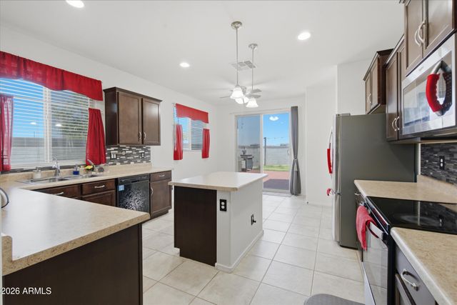 17970 W MONTE LINDO Lane, Surprise, AZ 85387