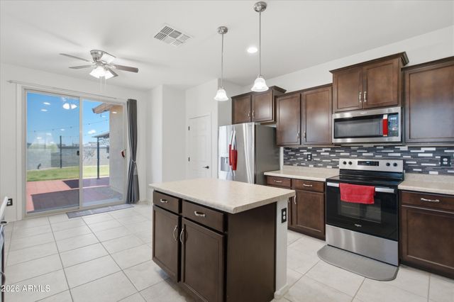 17970 W MONTE LINDO Lane, Surprise, AZ 85387