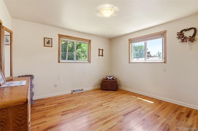 1484 S Balsam Court, Lakewood, CO 80232