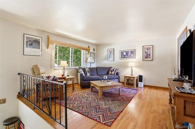 1484 S Balsam Court, Lakewood, CO 80232