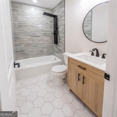 1751 S Olympian Way SW, Atlanta, GA 30310