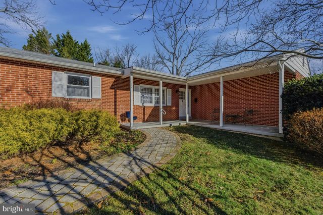104 COUNTRY CLUB DR, Newark, DE 19711