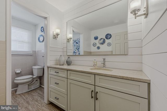 104 COUNTRY CLUB DR, Newark, DE 19711