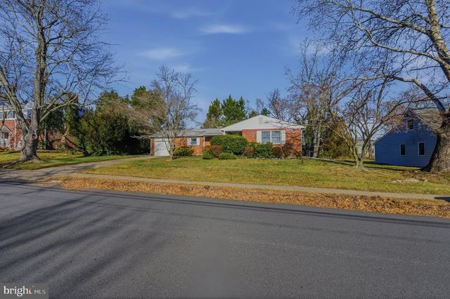 104 COUNTRY CLUB DR, Newark, DE 19711