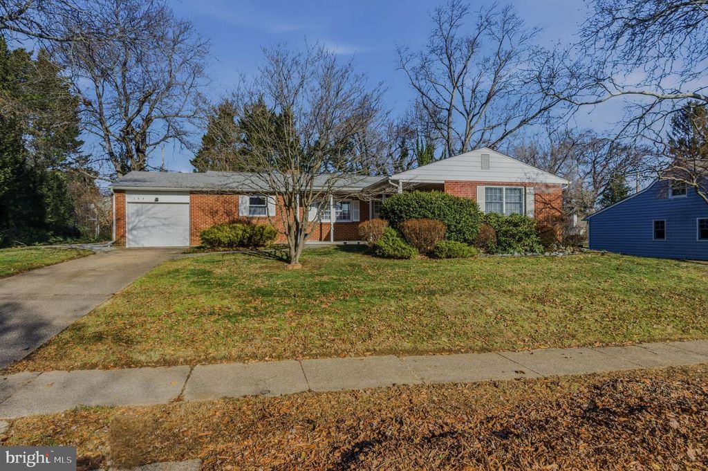 104 COUNTRY CLUB DR, Newark, DE 19711