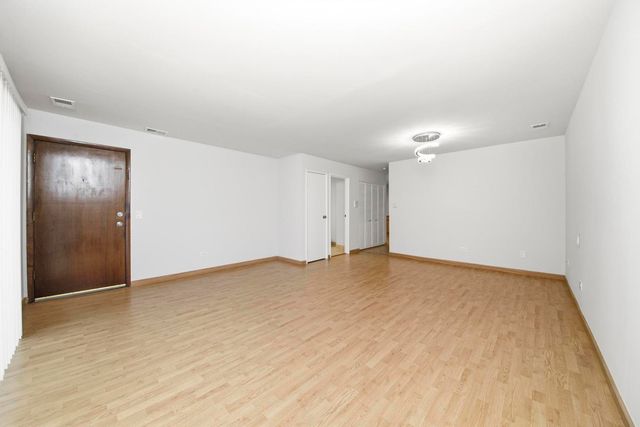 9803 Bianco Terrace D, Des Plaines, IL 60016