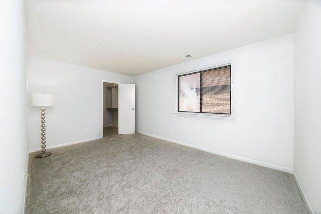 9803 Bianco Terrace D, Des Plaines, IL 60016