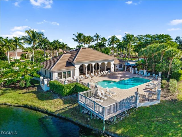 5501 Merlyn LN, Cape Coral, FL 33914