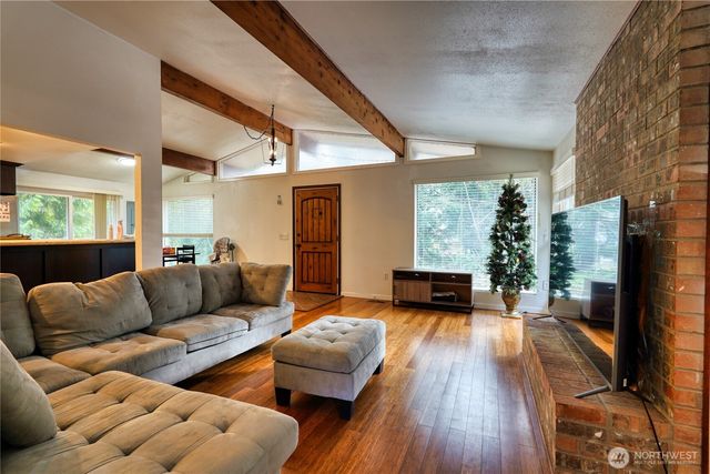 11109 144TH Street E, Puyallup, WA 98374