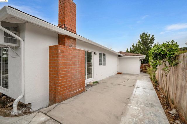 2625 Alhambra Way, Pinole, CA 94564