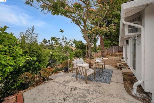 2625 Alhambra Way, Pinole, CA 94564
