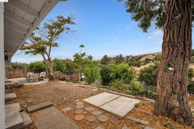2625 Alhambra Way, Pinole, CA 94564