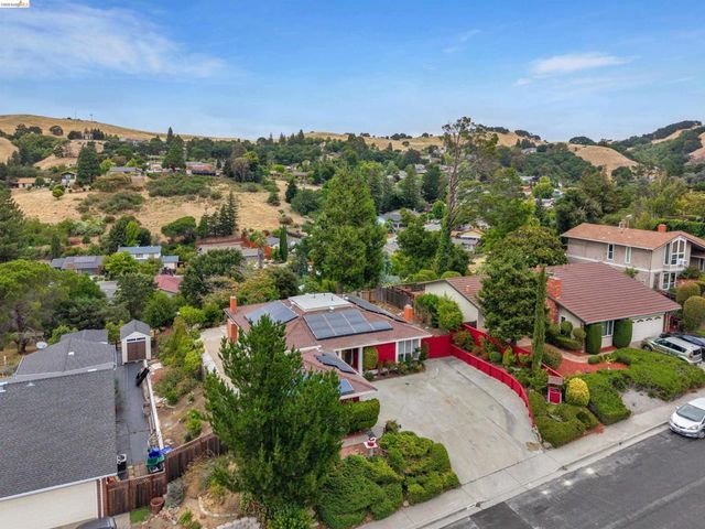 2625 Alhambra Way, Pinole, CA 94564