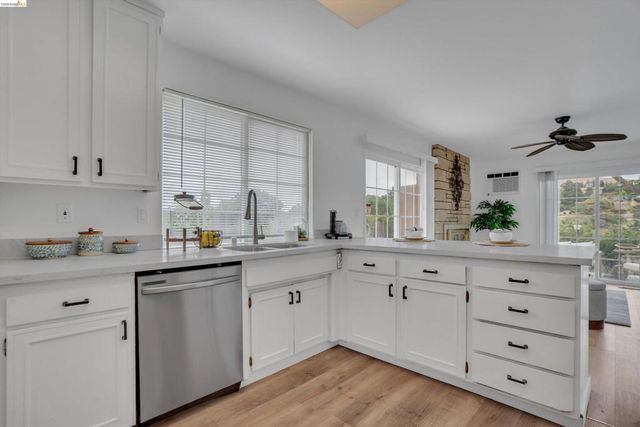 2625 Alhambra Way, Pinole, CA 94564