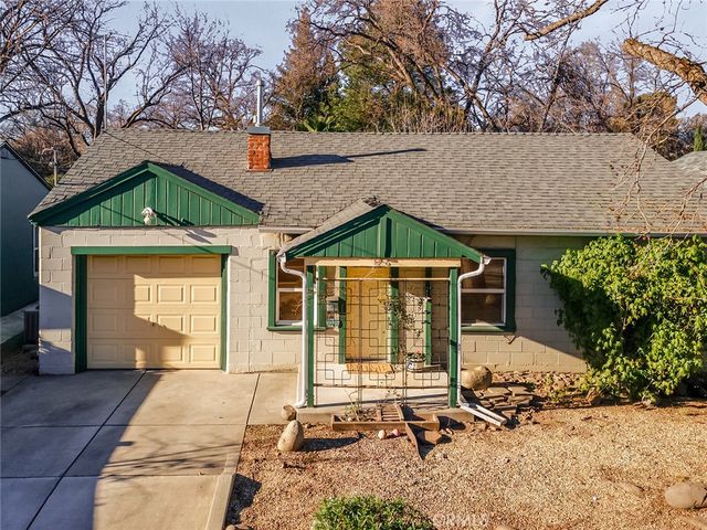 1076 E 9th Street, Chico, CA 95928