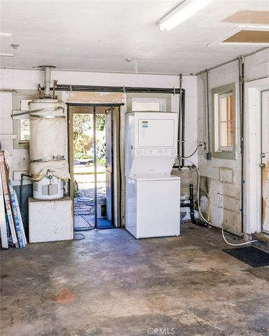 1076 E 9th Street, Chico, CA 95928