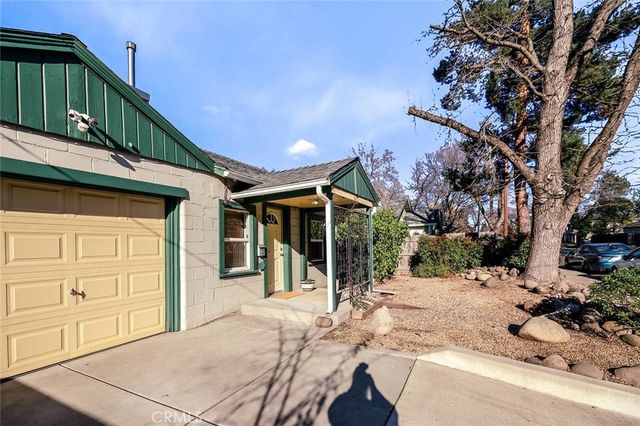 1076 E 9th Street, Chico, CA 95928