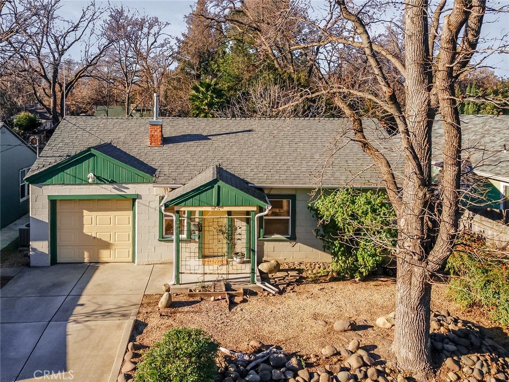 1076 E 9th Street, Chico, CA 95928