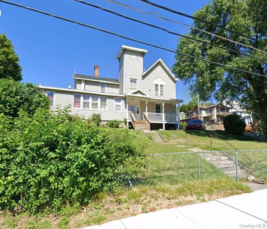212-222 North Street, Middletown, NY 10940