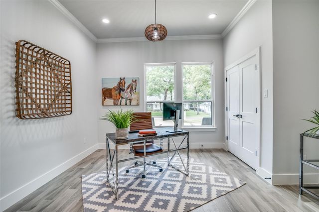 128 Saint Andrews Drive E, Mabank, TX 75156