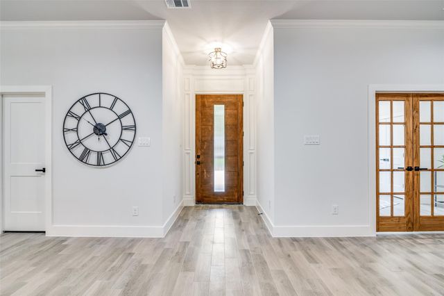 128 Saint Andrews Drive E, Mabank, TX 75156