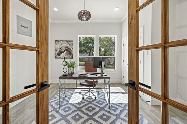 128 Saint Andrews Drive E, Mabank, TX 75156