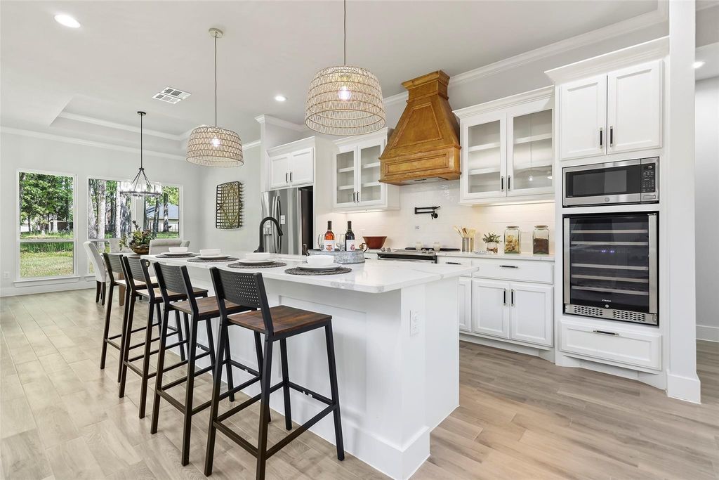 128 Saint Andrews Drive E, Mabank, TX 75156