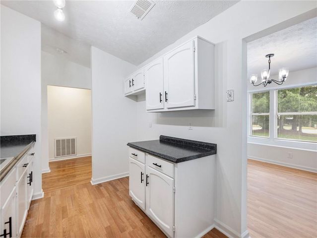 919 Country Oaks Court, Lawrenceville, GA 30044