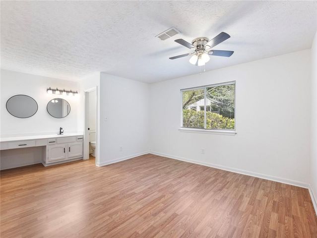 919 Country Oaks Court, Lawrenceville, GA 30044
