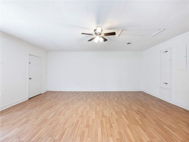 919 Country Oaks Court, Lawrenceville, GA 30044