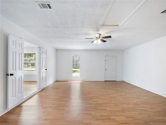 919 Country Oaks Court, Lawrenceville, GA 30044