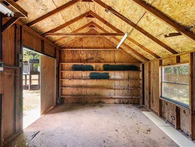 919 Country Oaks Court, Lawrenceville, GA 30044