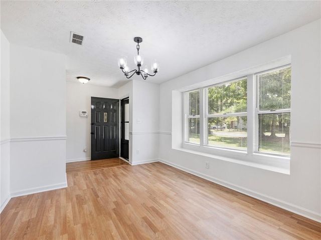919 Country Oaks Court, Lawrenceville, GA 30044